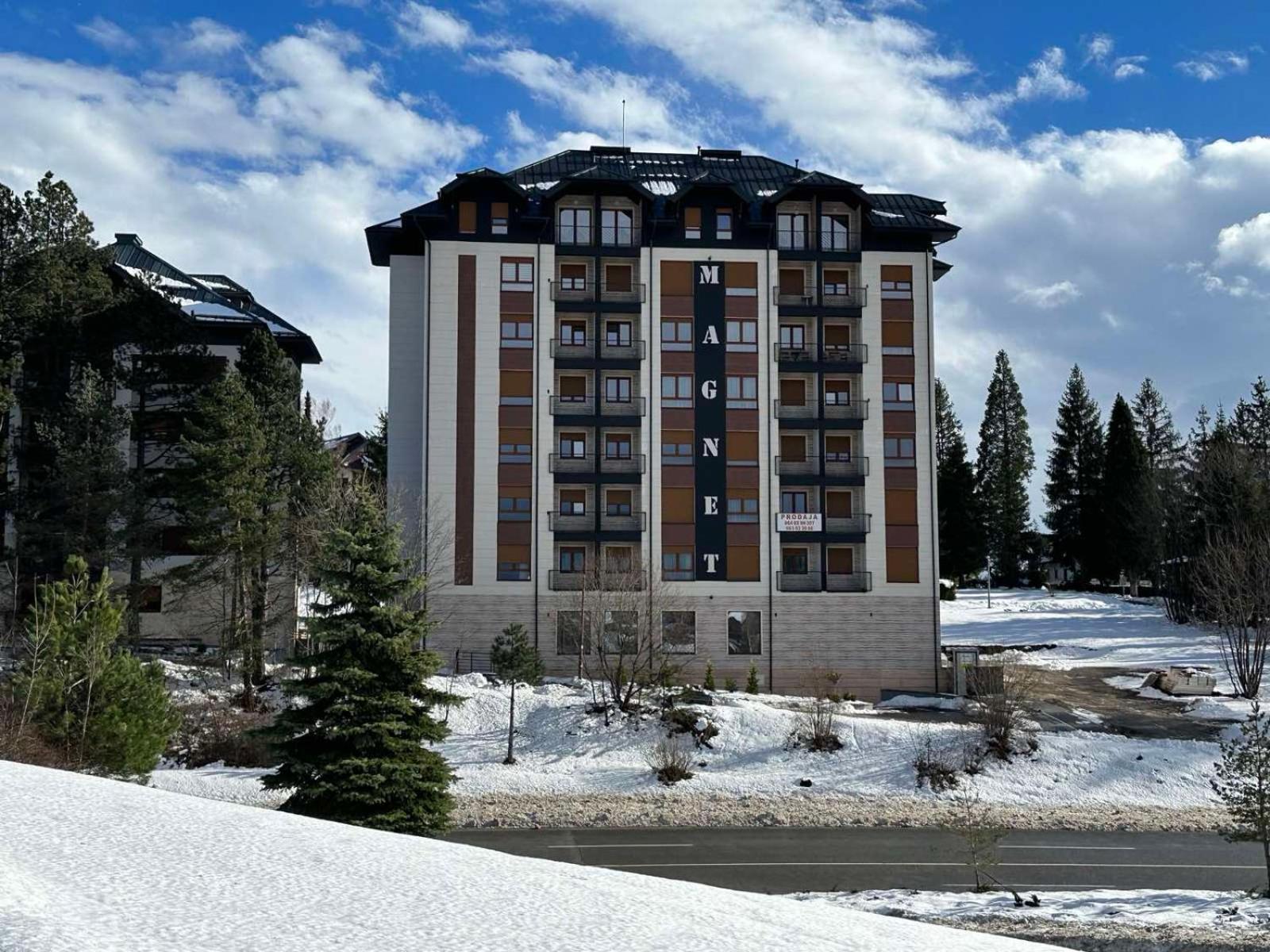 Velika Recepcija Cc Magnet Aparthotel Zlatibor Esterno foto