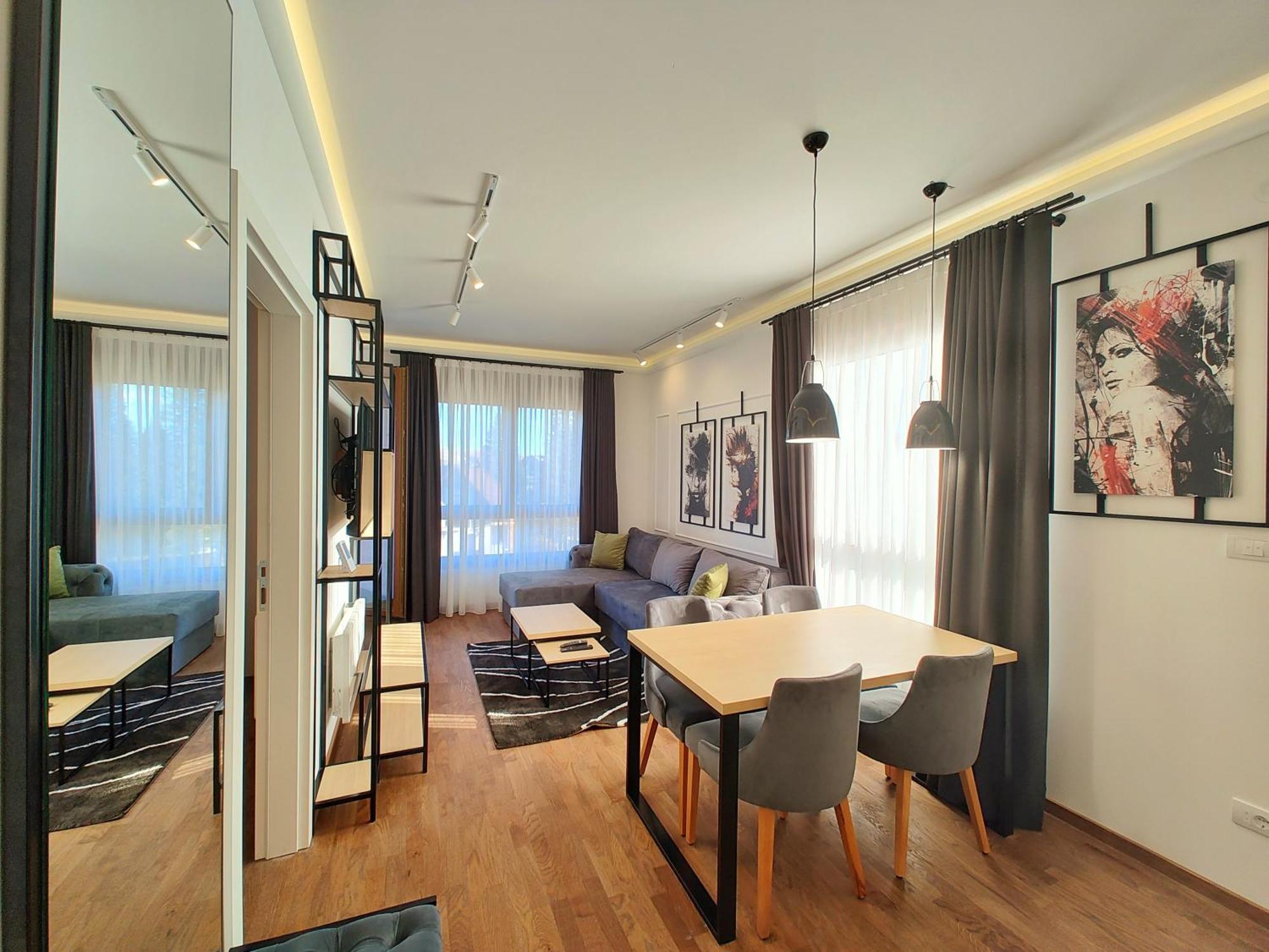 Velika Recepcija Cc Magnet Aparthotel Zlatibor Esterno foto